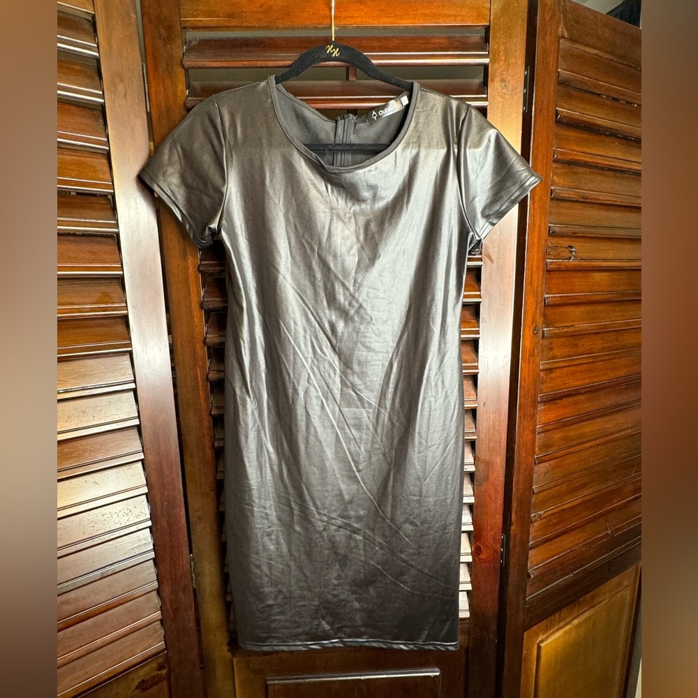 Mini Sheath Dress Short Sleeve Crew Neck